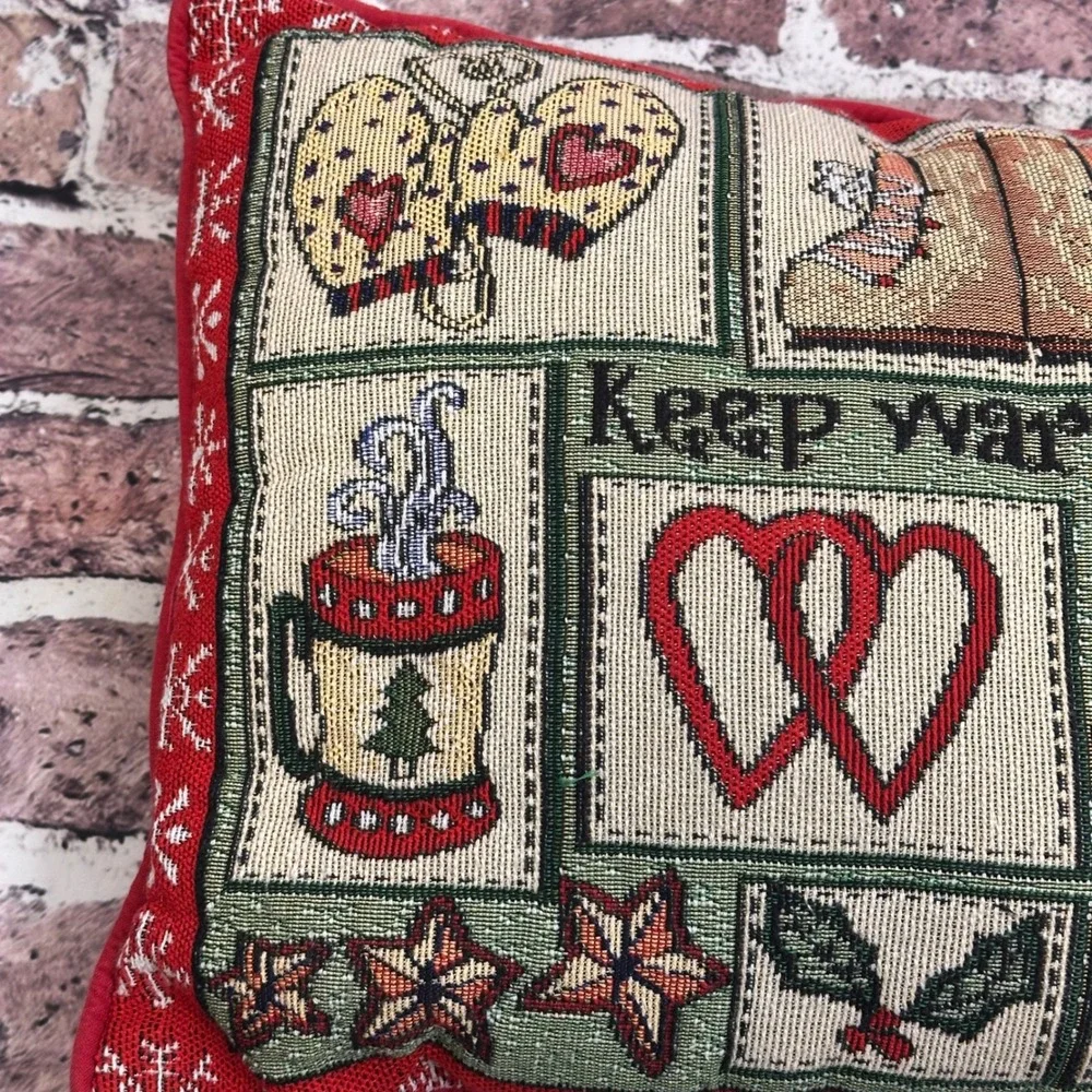 Keep Warm Cozy Tapestry Pillow‎ Cabin Winter Vibes Vintage Winter Decor